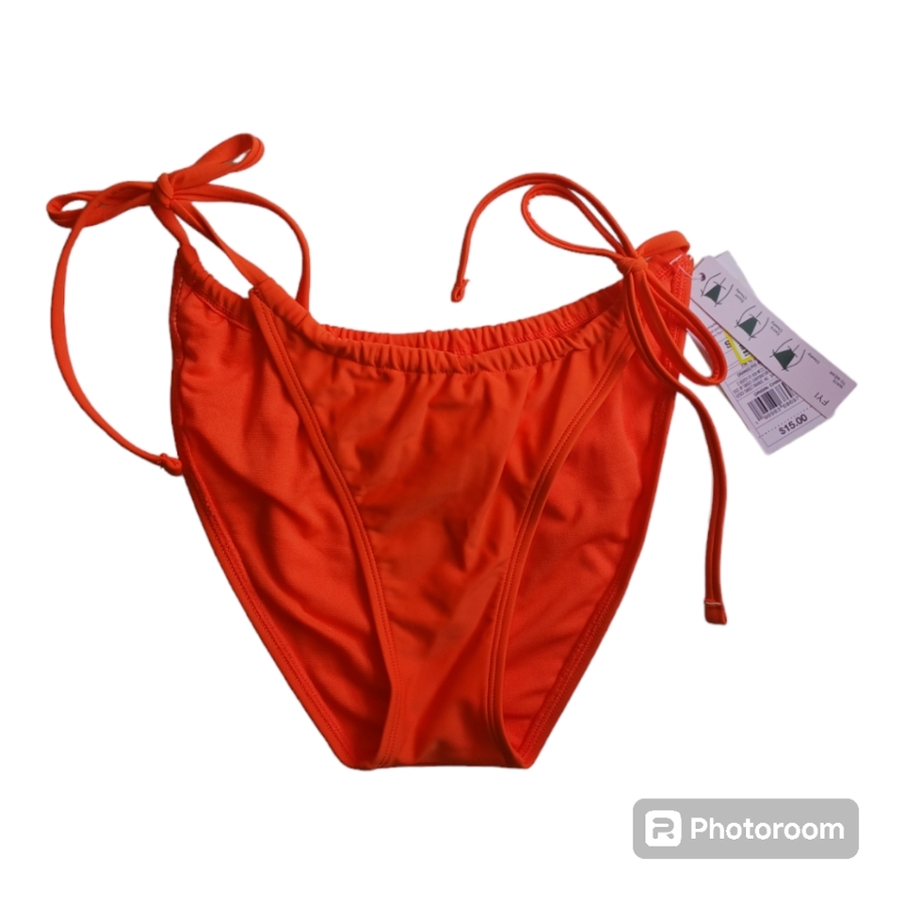 NWT WILD FABLE LADIES SIZE SMALL 4-6 BIKINI BOTTOM ONLY